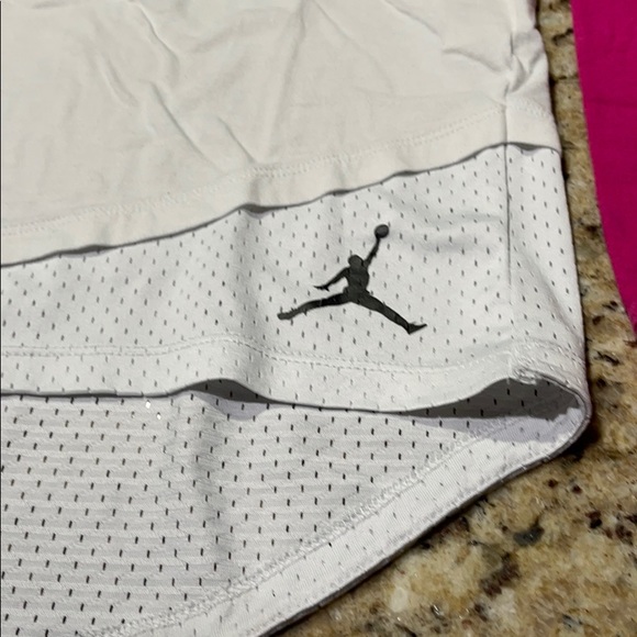 Girls Jordan Long sleeve - Picture 3 of 6